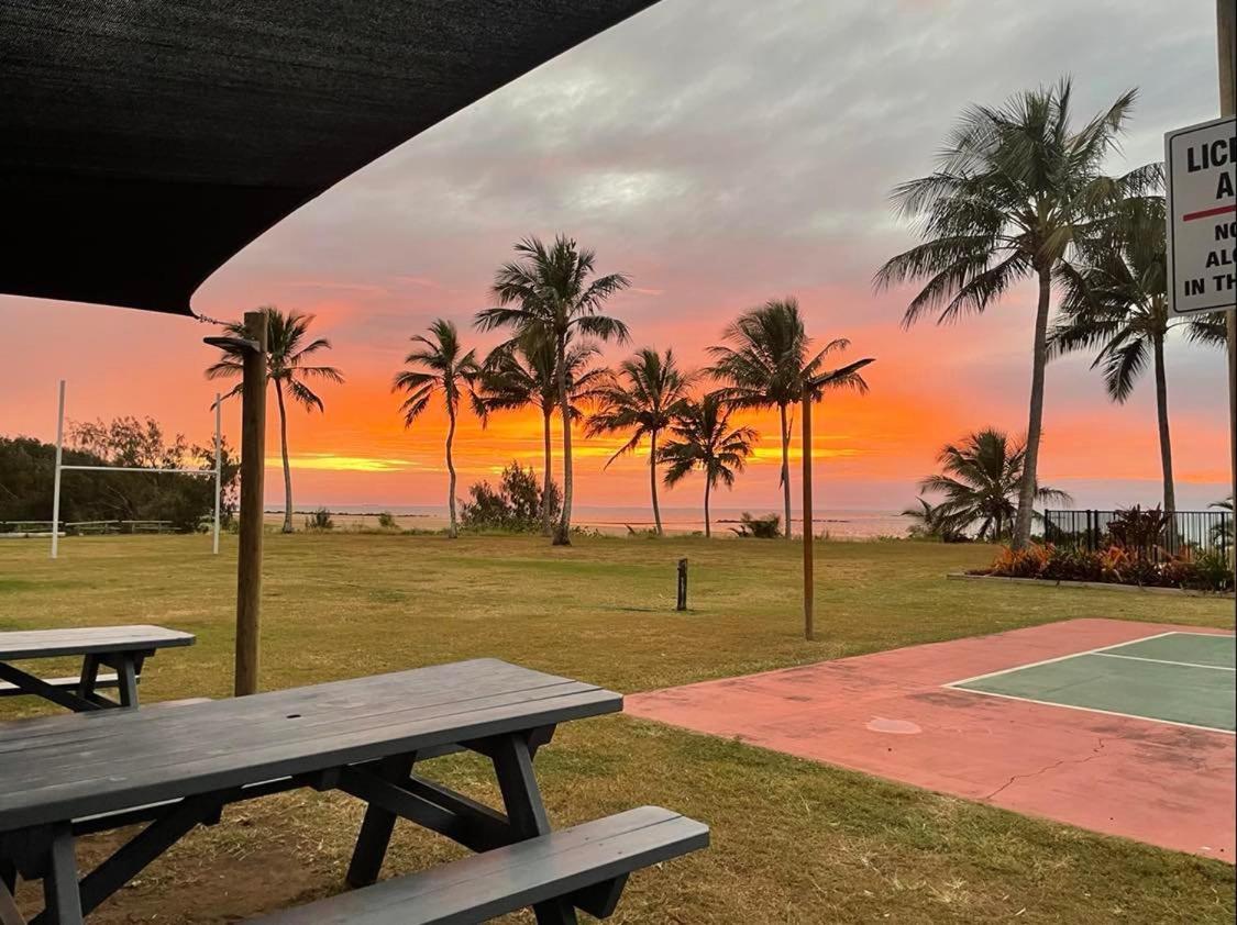 Sarina Beach Motel Grasstree Beach Dış mekan fotoğraf