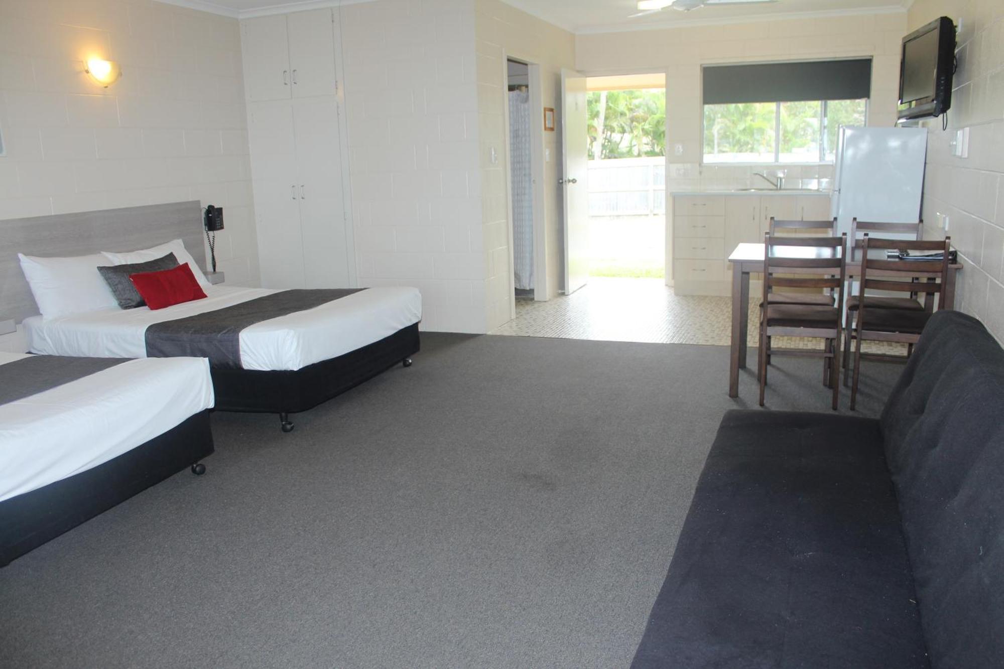 Sarina Beach Motel Grasstree Beach Oda fotoğraf